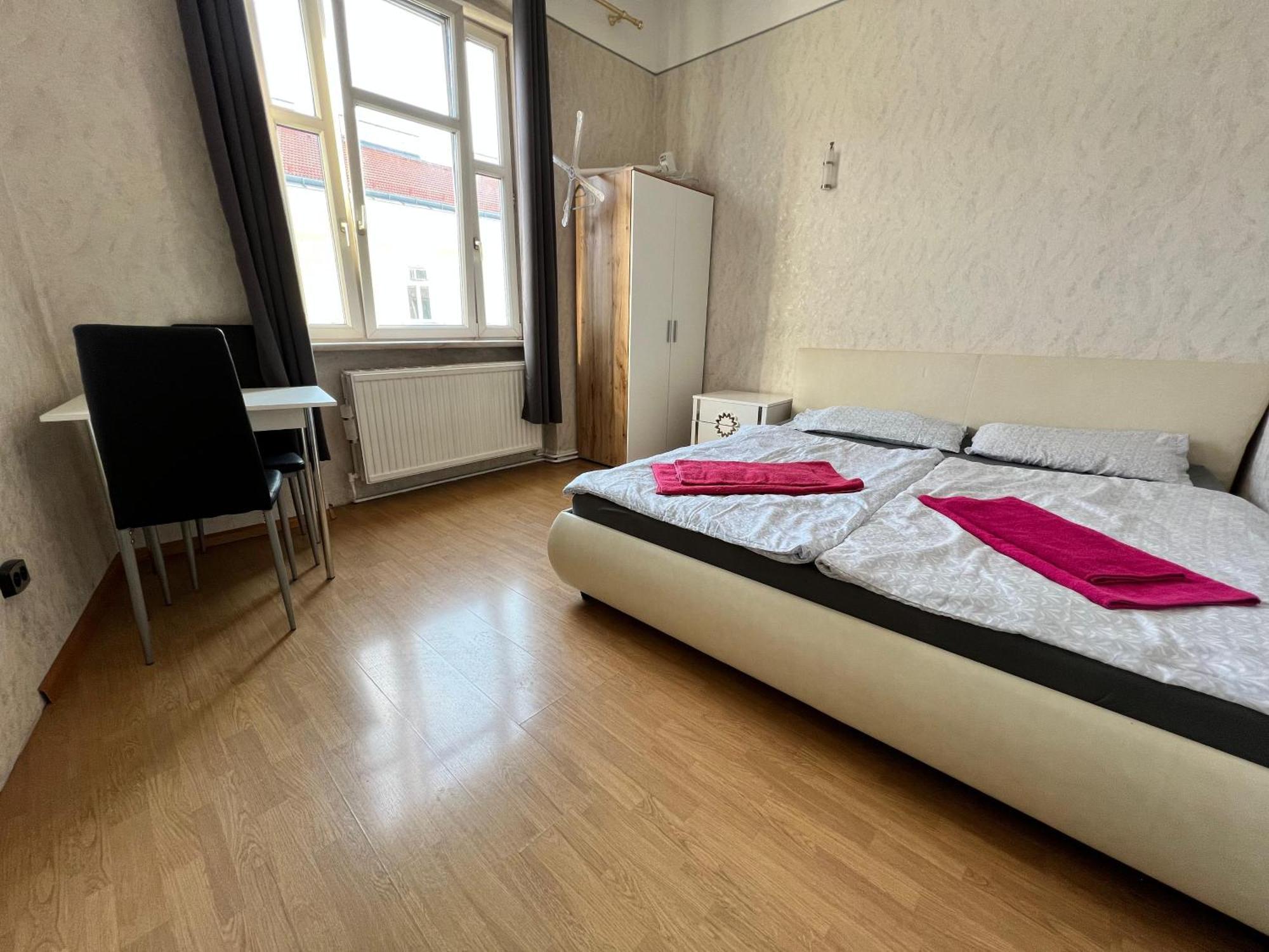 Welcoming 3br Shared Apt-near Bahnhof Meidling Viena