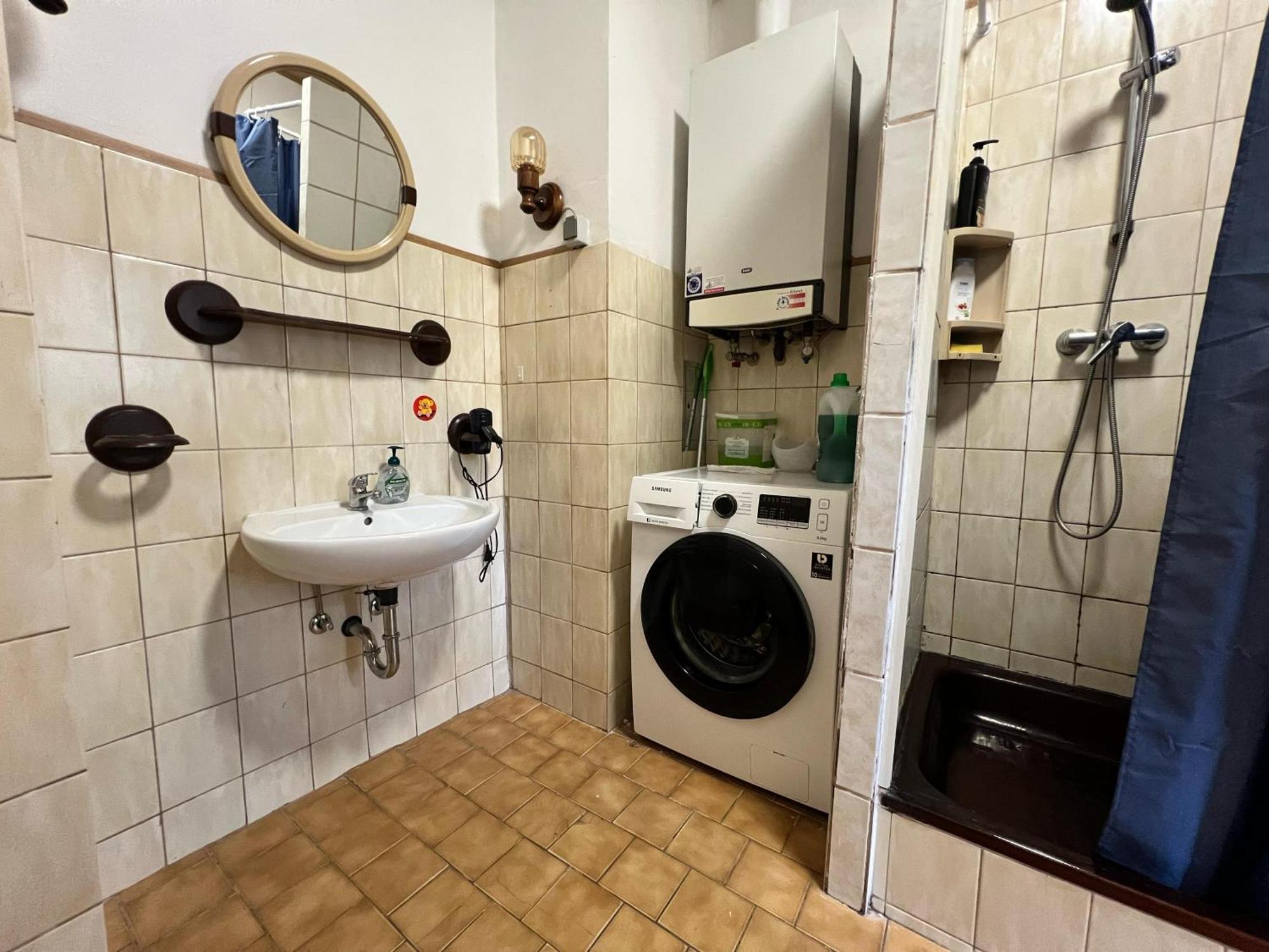 Apartament Welcoming 3br Shared Apt-near Bahnhof Meidling *